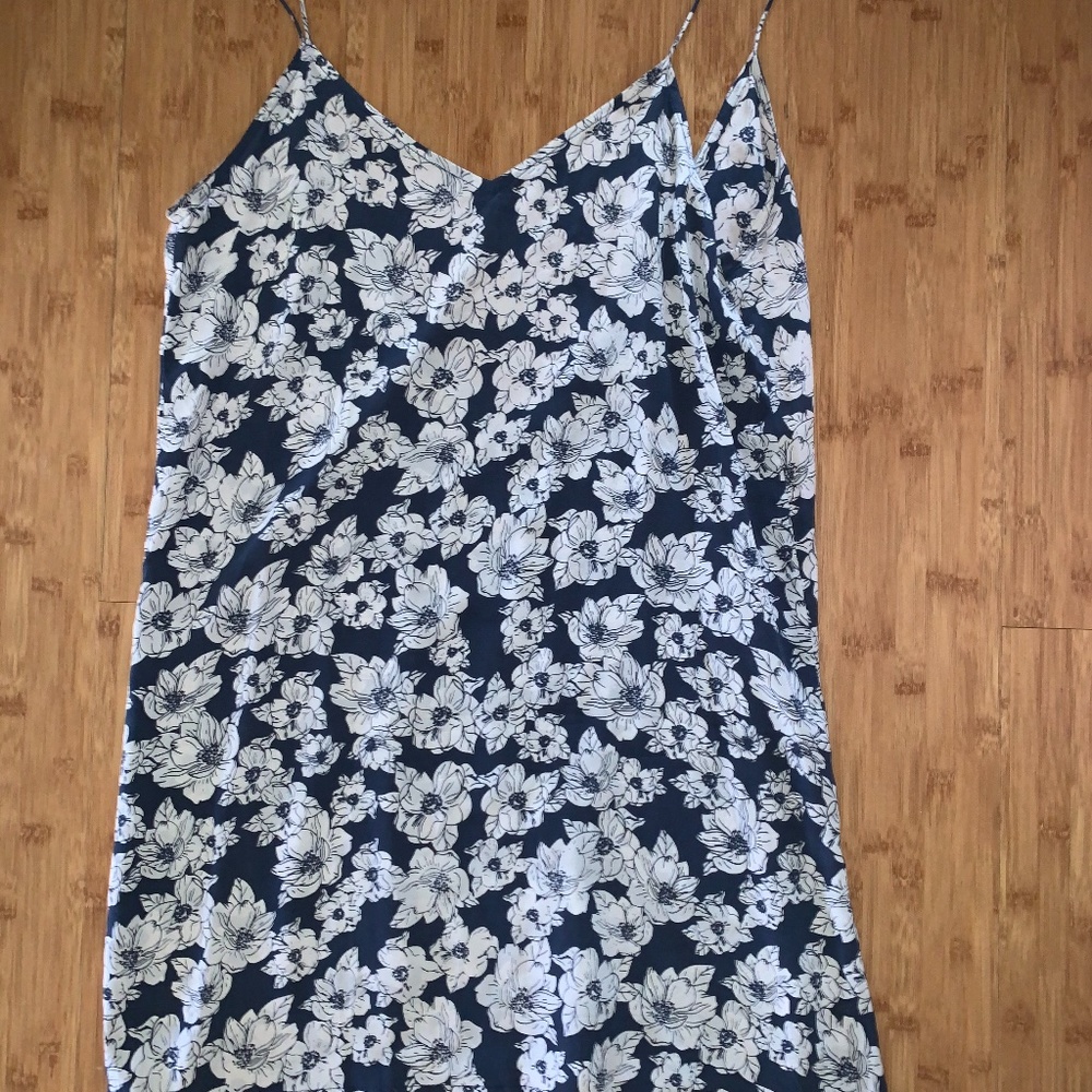 Acacia 2018 Flores Rayon Dress In Blue Magnolia